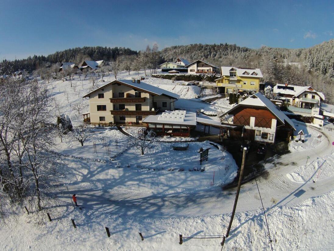 Ferienwohnungen Oranhof Velden am Wörthersee Exterior foto